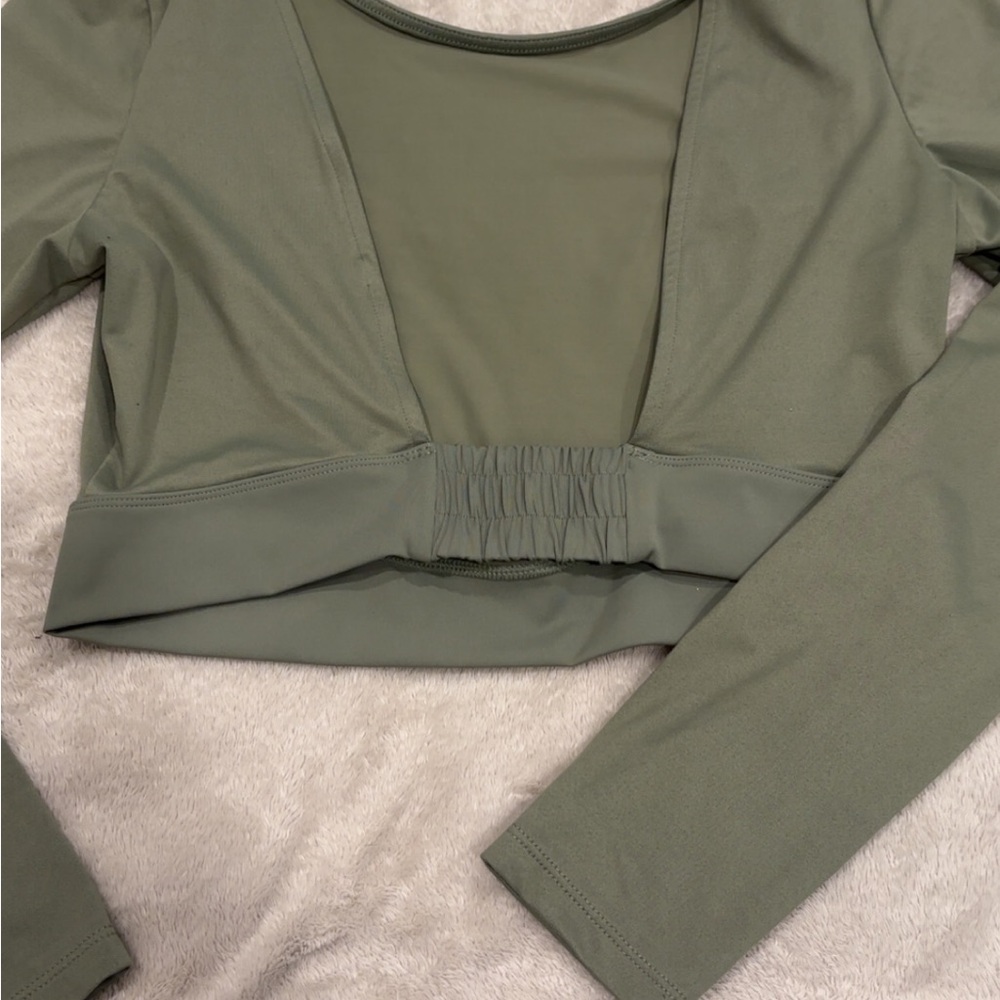 Victoria Secret Sport Olive Long Sleeve Top - Picture 2 of 2